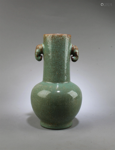 A Glazed 'MiShe' Vase