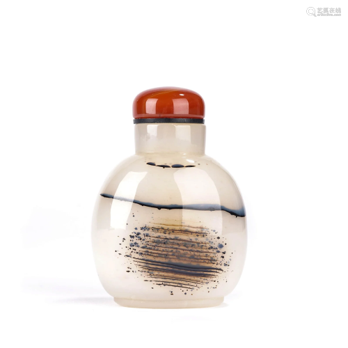 Carved Agate Snuff Bottle