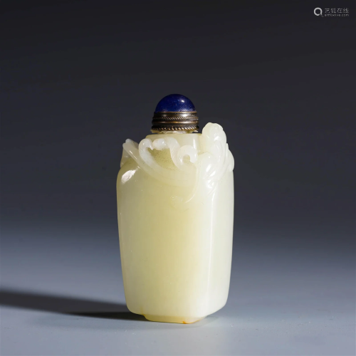 White Jade Chilong Snuff Bottle