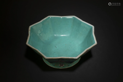 A Fencai Porcelain Plate