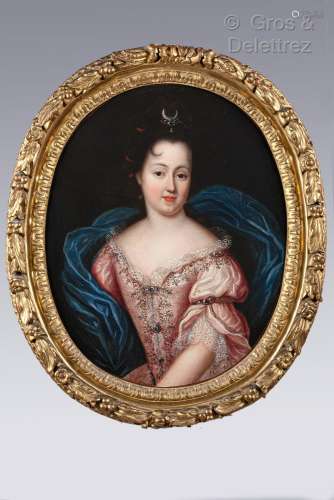 Portrait de dame en DianeToile ovale73,8 x 58,5 cmRestaurati...