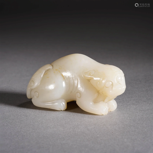 Carved Jade Auspicious Beast Ornament