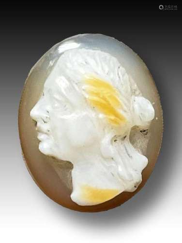 A ROMAN CAMEO DEPICTING A MAIDEN