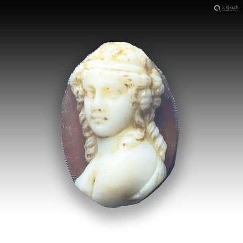 A PROVINCIAL ROMAN CAMEO