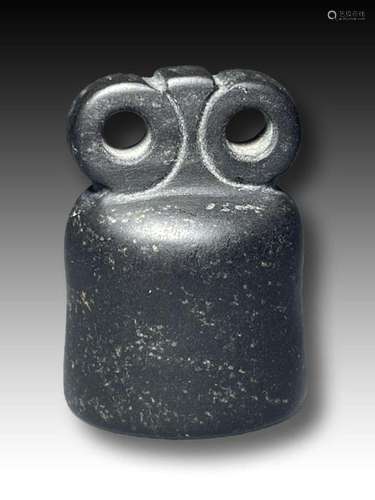 A SYRIAN OR MESOPOTAMIAN ALABASTER 'EYE' IDOL IN BLA...