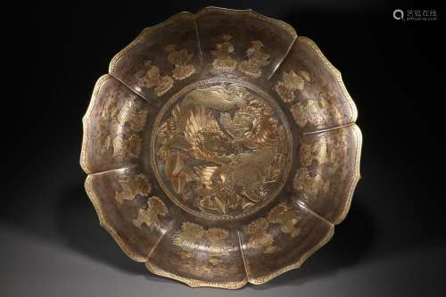 CHINESE GILT-SILVER CHARGER WITH INCISED 'AUSPICIOUS BEA...