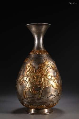 CHINESE PARCEL-GILT-BRONZE VASE WITH EMBOSSED 'FIGURE ST...