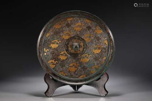 CHINESE GOLD AND SILVER-INALID BRONZE MIRROR DEPICTING '...