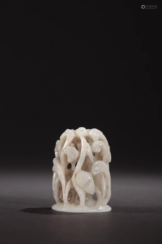 Qing Dynasty - Hetian Jade Lotus Hat Holder