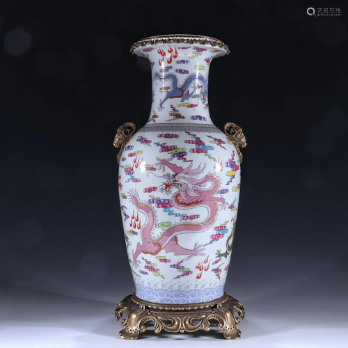 Enamel Colored Cloud Dragon Pattern Vase