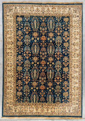 An Oriental hand-made carpet, Mughal (295 x 210 cm)