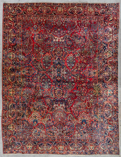 An Oriental hand-made carpet, Sarough. (355 x 275 cm)