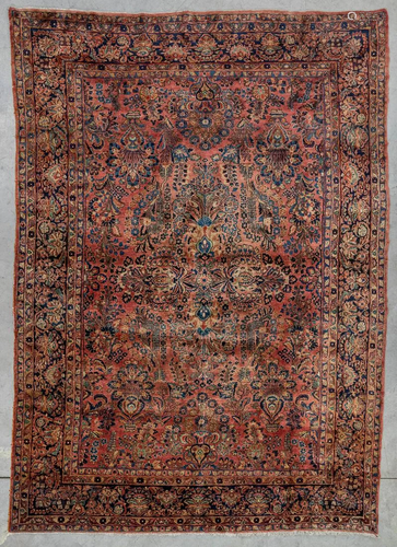 An Oriental hand-made carpet, Sarough. (370 x 268 cm)