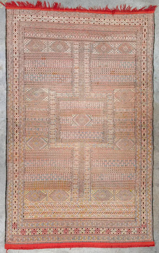 An Oriental hand-made kelim. (259 x 169 cm)