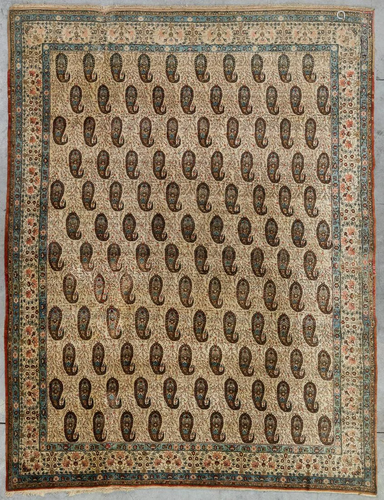 A Persian hand-made rug, Afshar. (350 x 262 cm)