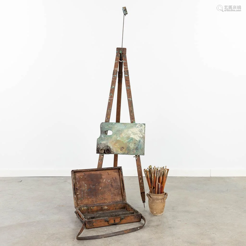 A painter's easel, brush pot and pallette. (114cm)