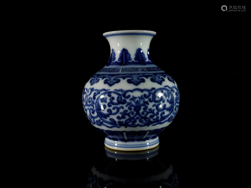 A Fine Blue and White 'Flower' Vase