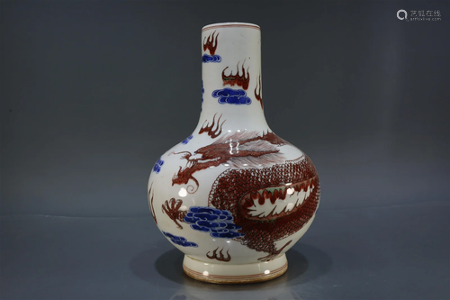 A Blue And White Copper-Red Vault-Of-Heaven-Shaped Vase