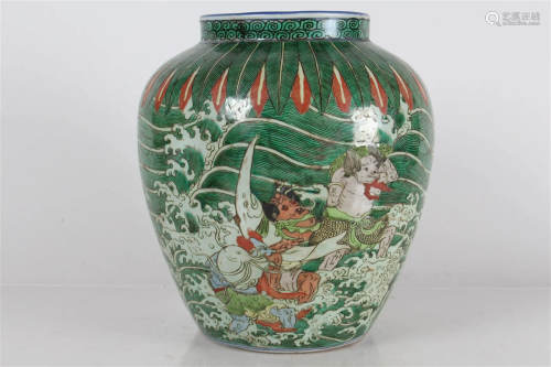 A Chinese Green-coding Story-telling Porcelain Fortune Vase