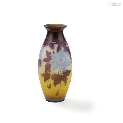 ‡ ‡ GALLÉ 'CLÉMATITES' CAMEO VASE, CIRCA 1910