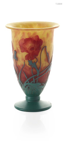 DAUM FRÈRES, NANCY 'PAVOTS' CAMEO VASE, CIRCA 1900