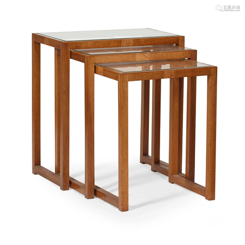 ENGLISH NEST OF THREE OCCASIONAL TABLES, CIRCA 1950