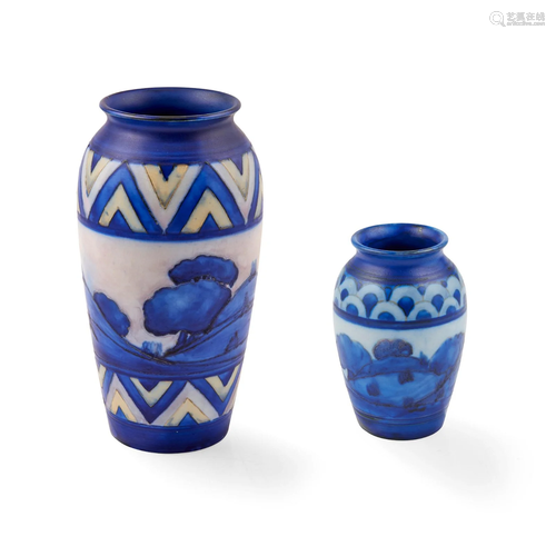 WILLIAM MOORCROFT (1872-1945) FOR MOORCROFT POTTERY ‘BLUE DA...