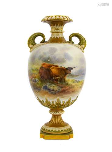 A Royal Worcester Porcelain Vase, by John Stinton, circa 191...