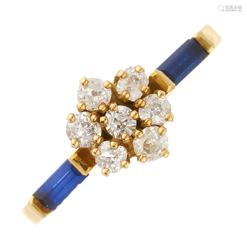 An 18ct gold old-cut diamond cluster rin