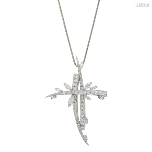 Boodles, a platinum vari-cut diamond Fir