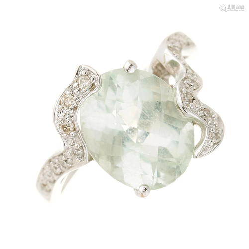 An 18ct gold prasiolite dress ring, with