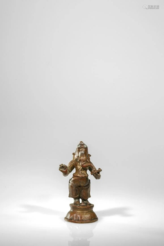 STANDING GANESHA