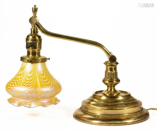 STEUBEN ATTRIBUTED FISHNET IRIDESCENT ART GLASS LAMP SHADE