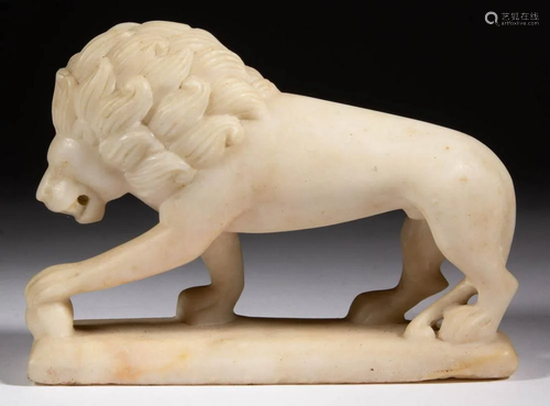 ITALIAN ART DECO CARVED MARBLE LION STATUE