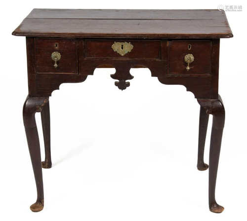 BRITISH REGIONAL OAK DRESSING TABLE