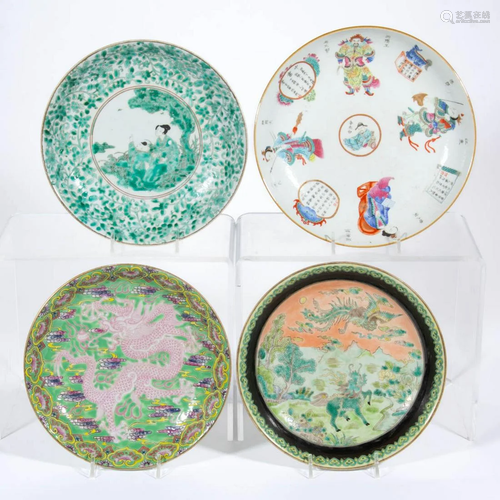 CHINESE EXPORT PORCELAIN FAMILLE ROSE / FAMILLE VERTE PLATES...