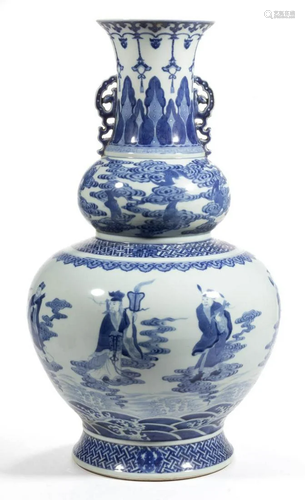 CHINESE EXPORT PORCELAIN BLUE AND WHITE LARGE VASE