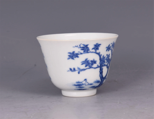 A Chinese Blue and White Porcelain Cup