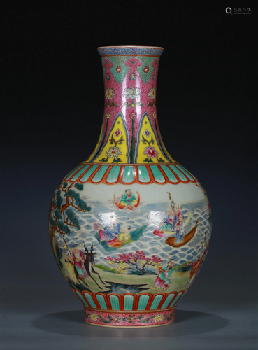 A Chinese Famille-Rose Porcelain Vase