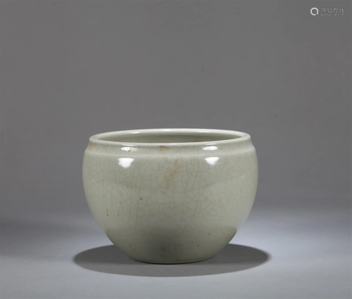 A Chinese Glazed Porcelain Jar