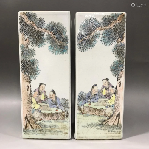 PAIR OF CHINESE QIANJIANG GLAZED HAT STANDS