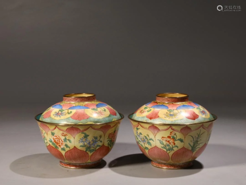 PAIR OF CHINESE CLOISONNE CUPS WITH LIDS,QIANLONG MARK