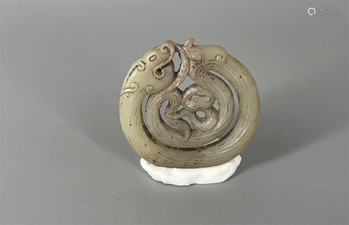 CHINESE HETIAN JADE PENDANT