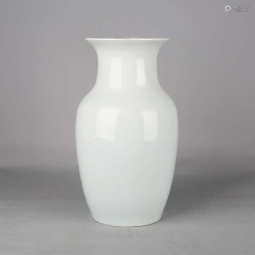 White-Glazed Baluster Vase