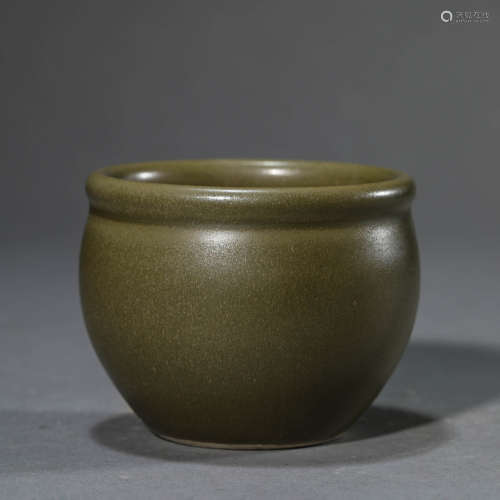 Tea-Dust Glaze Scroll Jar