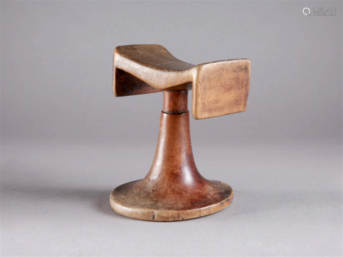 A Songo Headrest, "musaw"