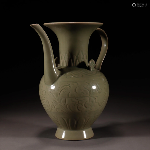 A Chinese Yue-ware Ewer Song Dyn.