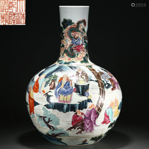 A Large Chinese Famille Rose Globular Vase Qing Dyn.