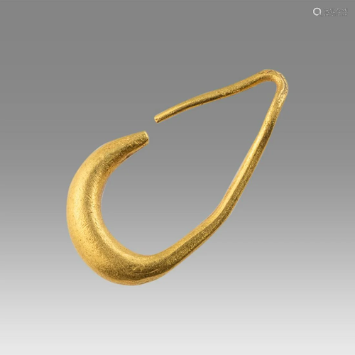 Ancient Roman Gold Earring c.1st-4th century AD.