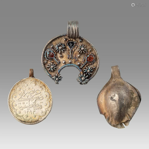 Lot of 4 Islamic Silver Ring, Pendants c.19th century AD.